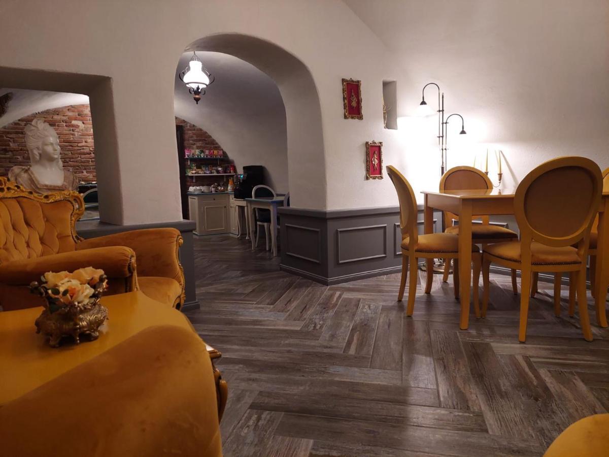 Casa Timpuri Vechi Hotell Sibiu Exteriör bild