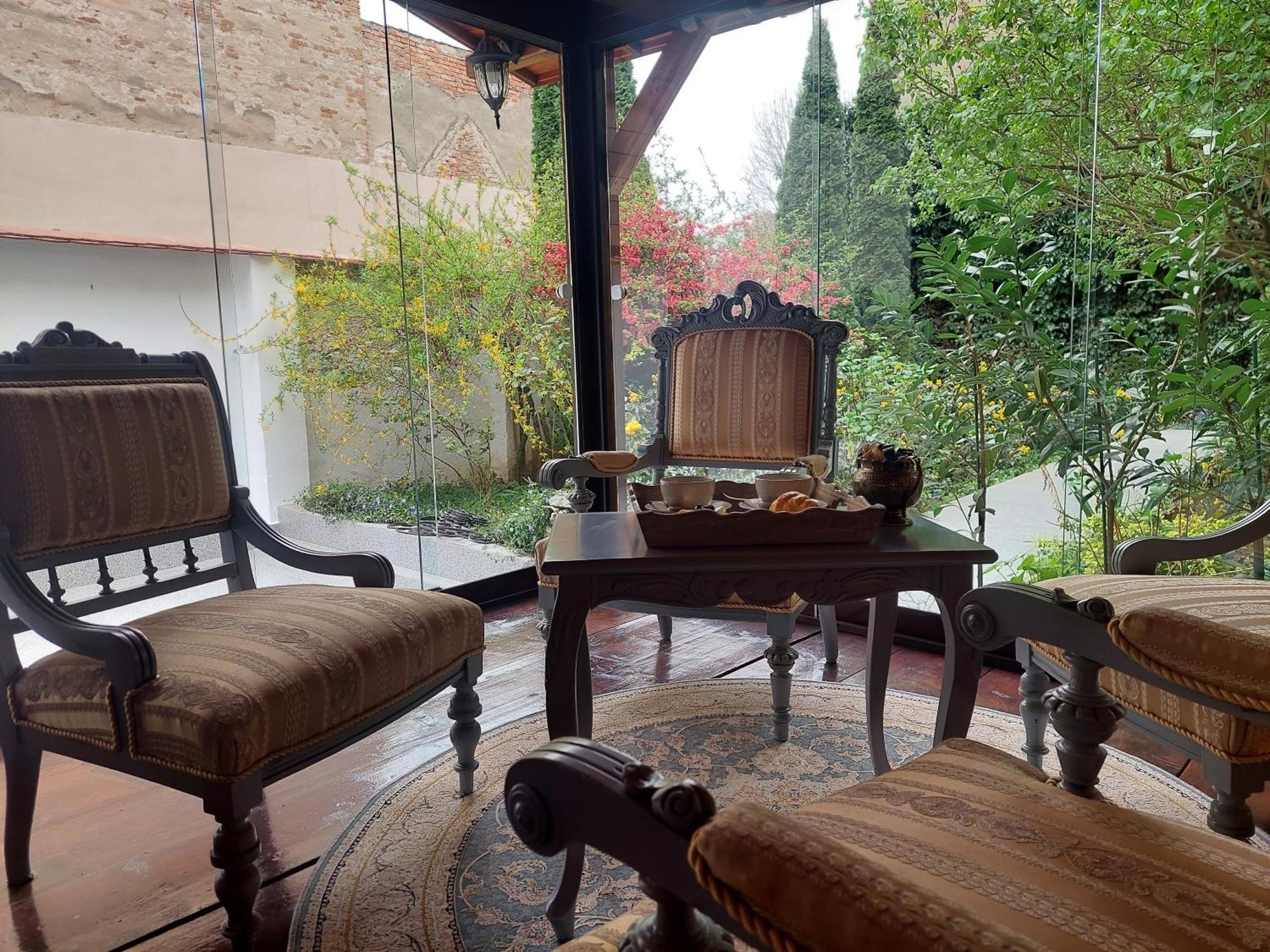 Casa Timpuri Vechi Hotell Sibiu Exteriör bild