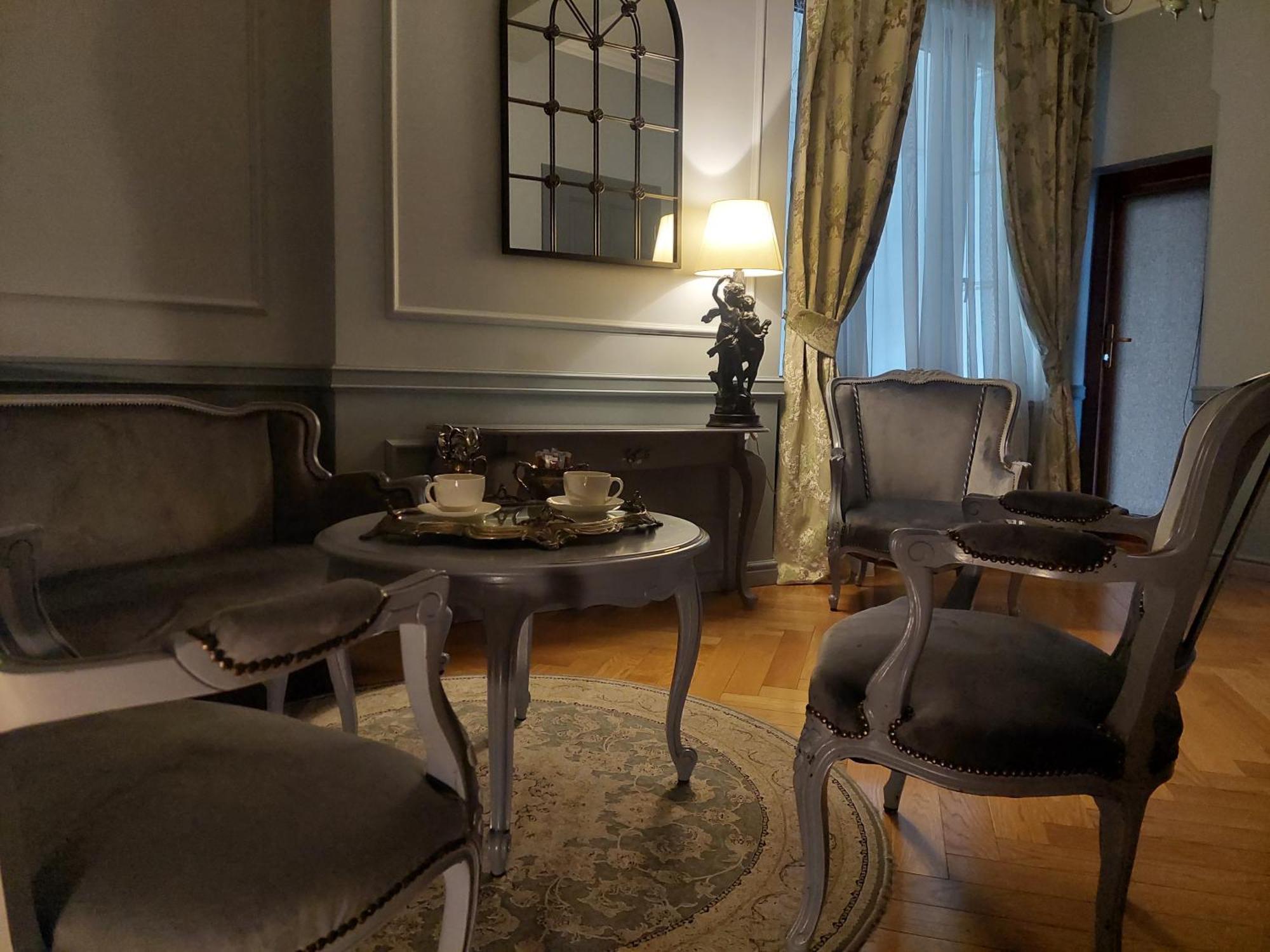 Casa Timpuri Vechi Hotell Sibiu Exteriör bild